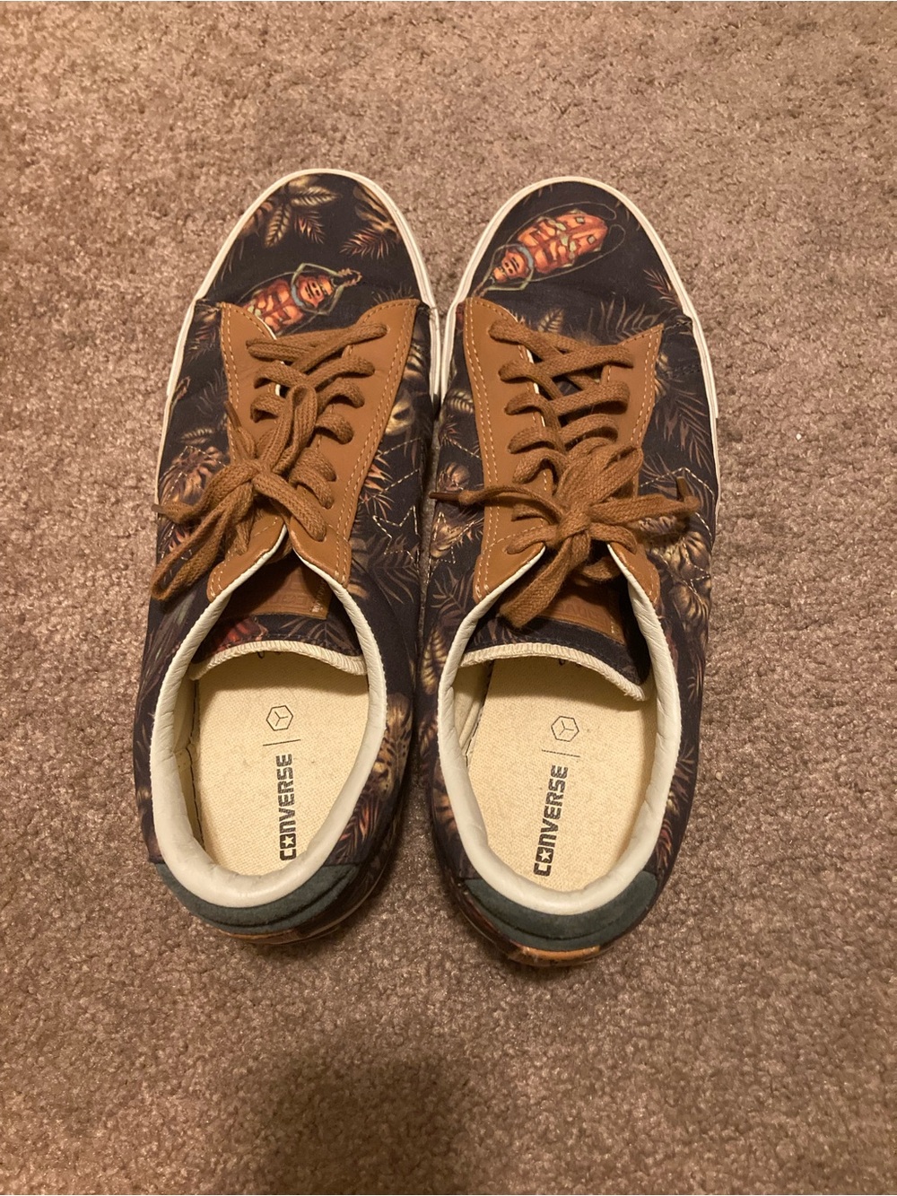 Converse CONS Men’s Low-Top Bug Print 

Sneakers in Brown size 11
